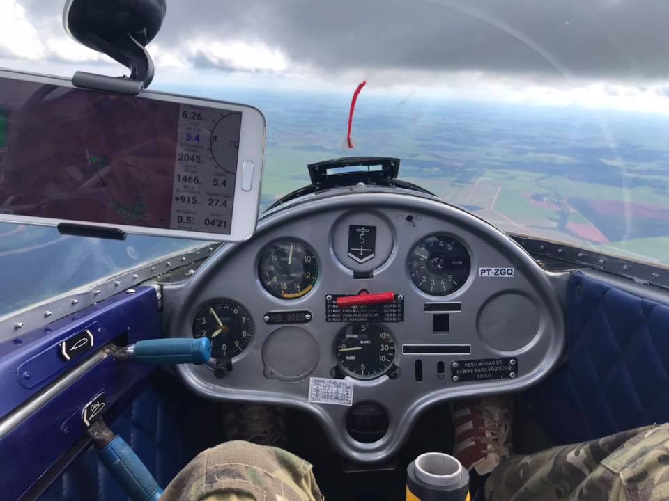 Painel Blanik L13 do Aeroclube de Bebedouro